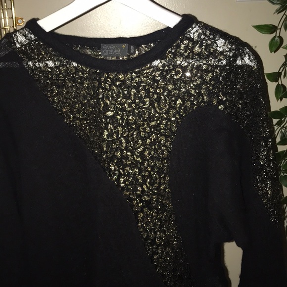 Black and Gold Lace Sweater - Picture 2 of 3
